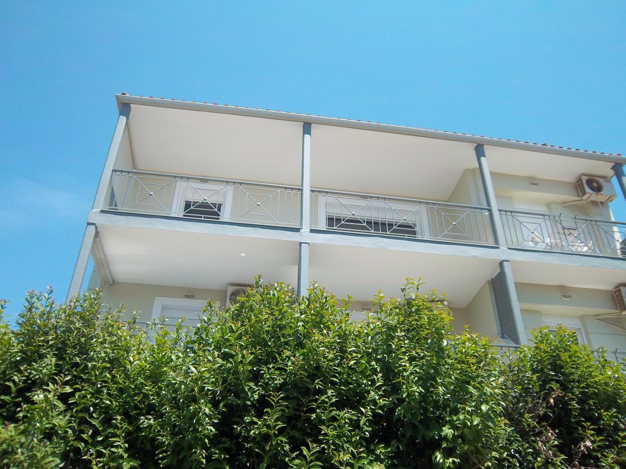 Milos Apartments Afytos Eksteriør bilde