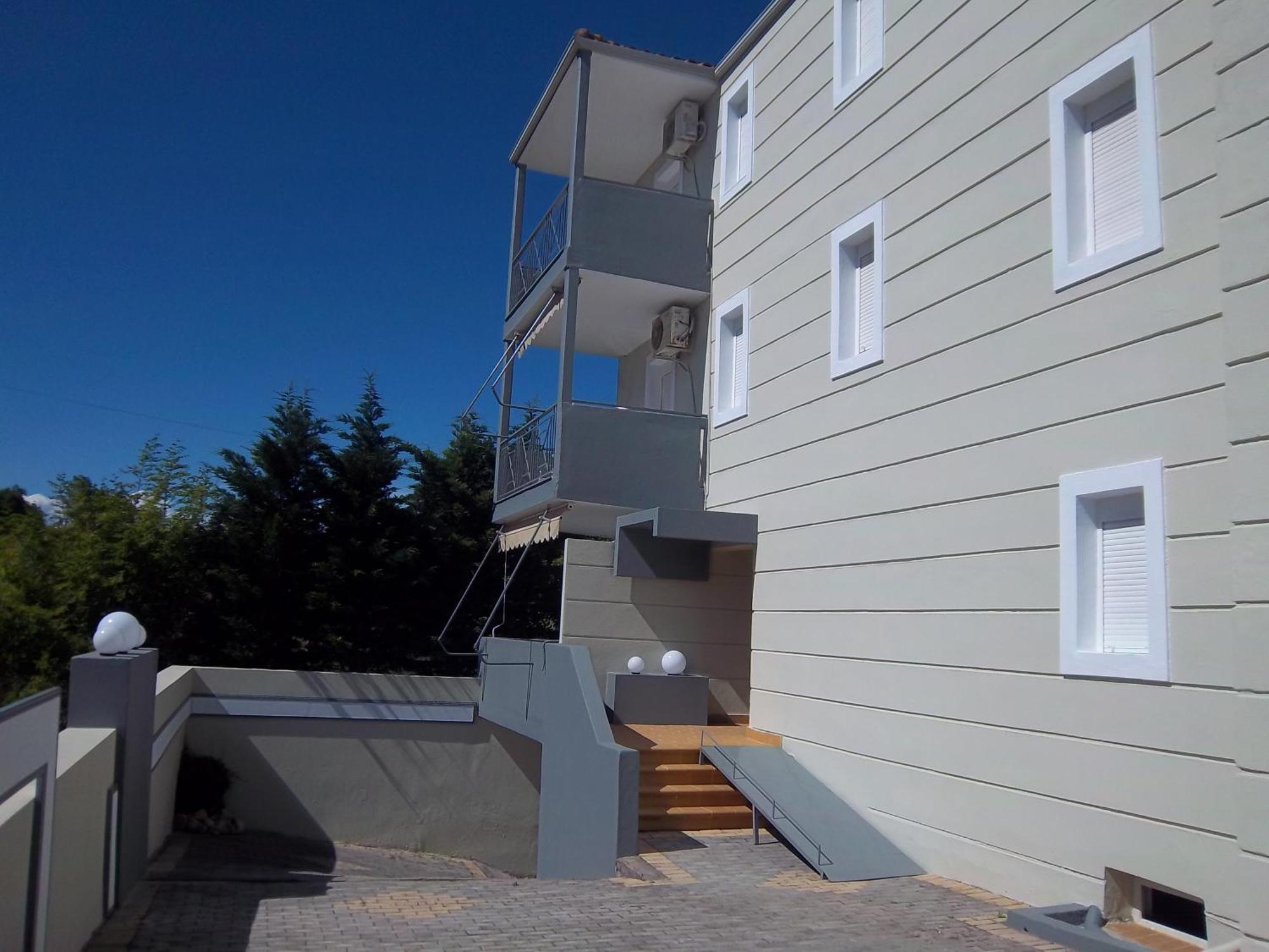 Milos Apartments Afytos Eksteriør bilde